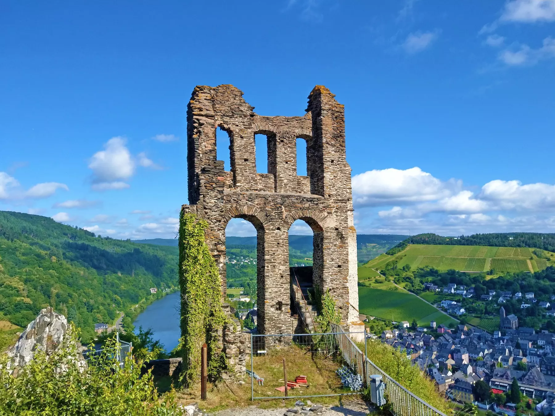 moselsteig_ruine_traben_trarbach