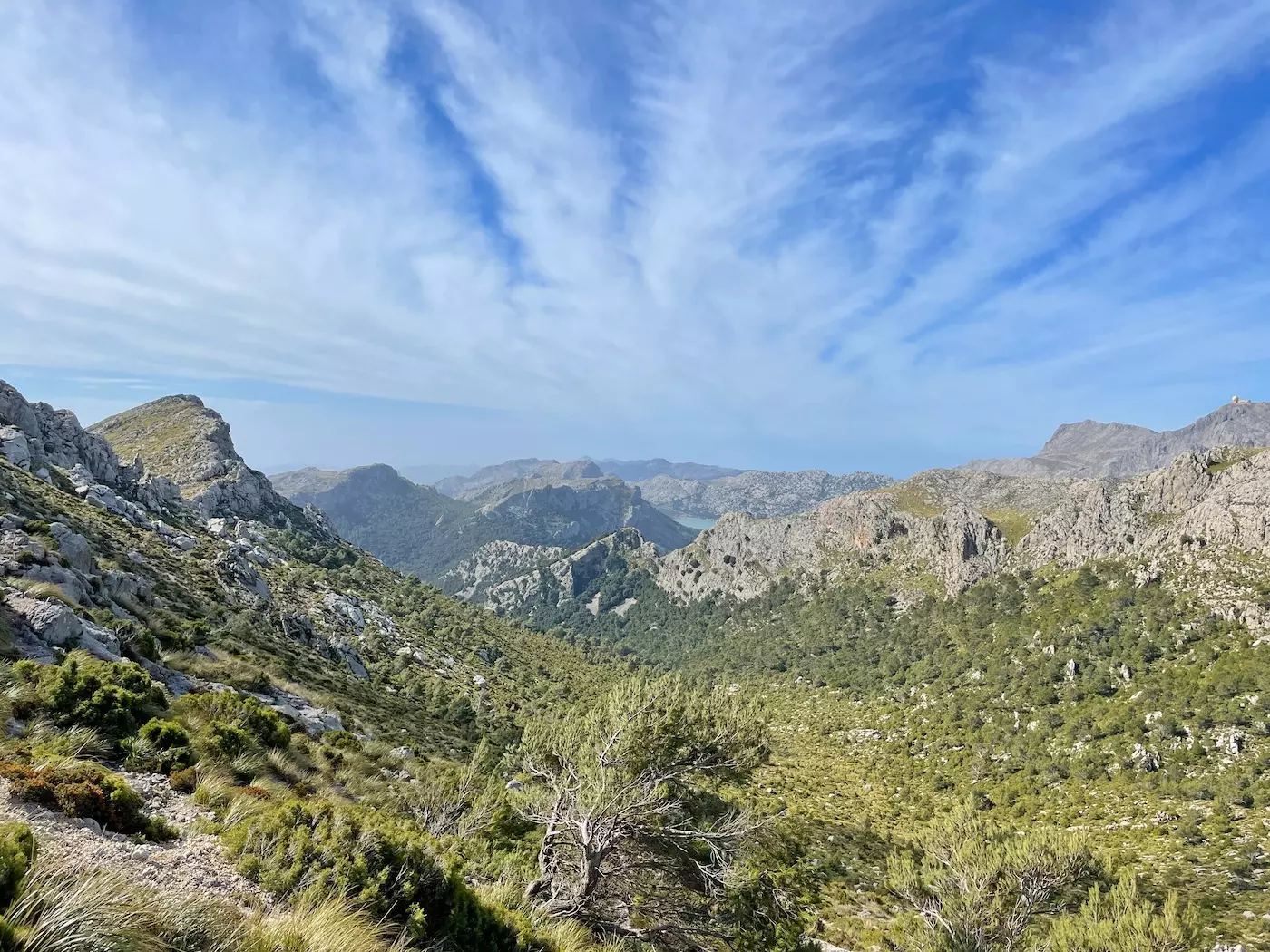 wanderreisen_mallorca_tramuntana_landschaft