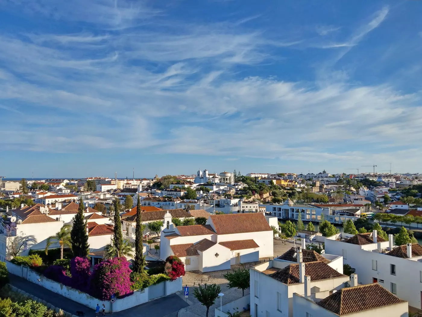 wanderreisen_portugal_kuestenwandern_algarve_stadtpanorama