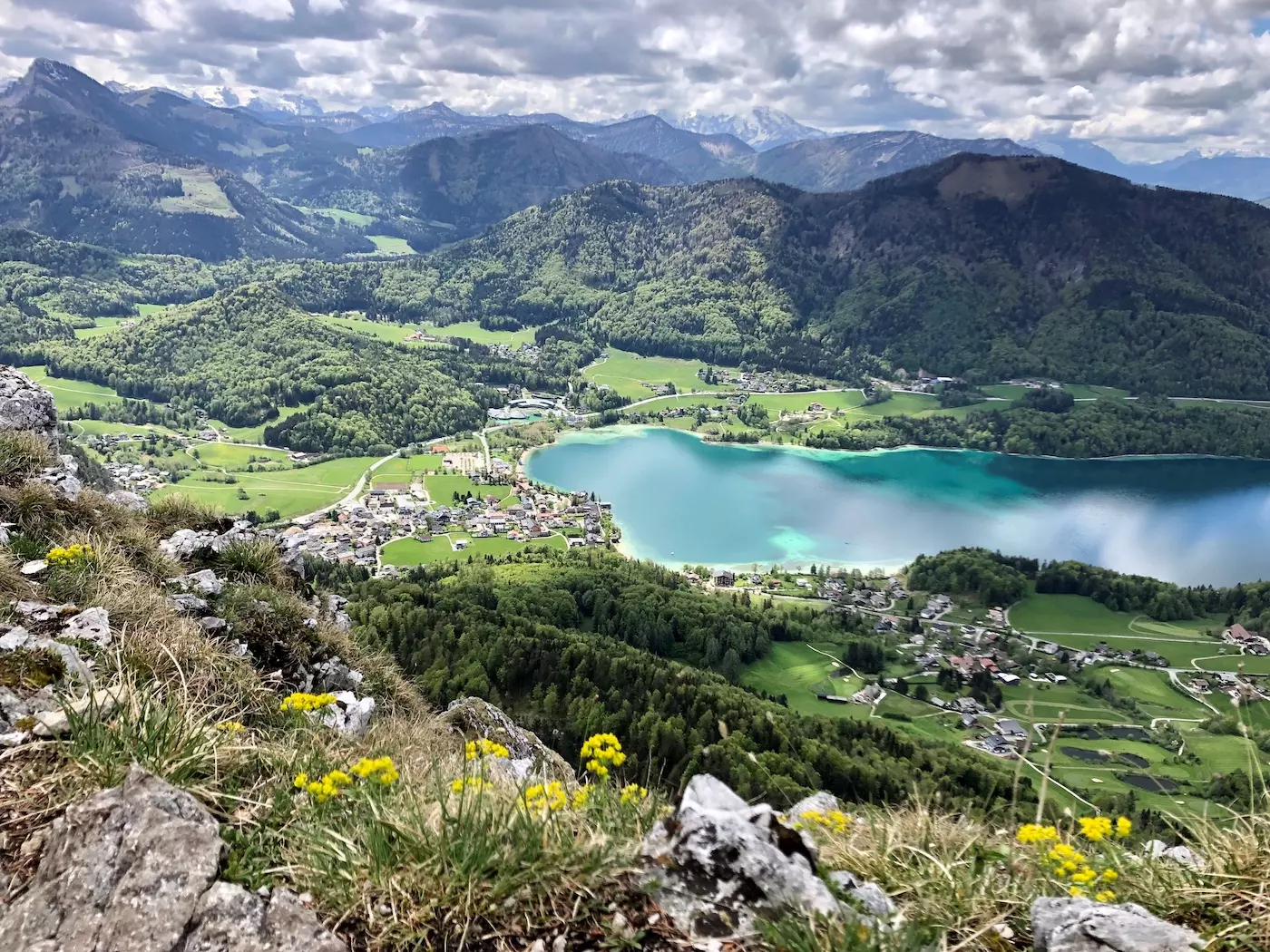 wanderreisen_zehn_seen_salzkammergut_fuschlseeblick